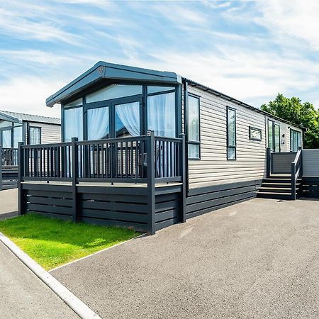 Green Meadows Country Park Harker Exterior foto